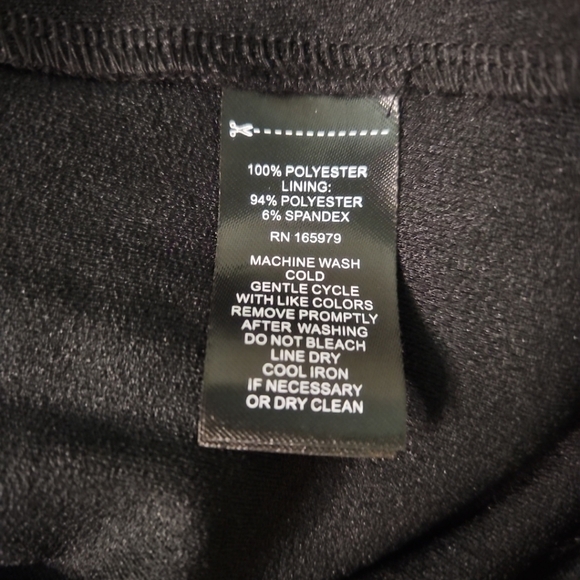 Adrienne Landau ONYX,Pleated Halter Top NWT. (Medium) - Picture 11 of 13